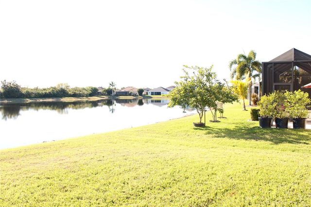 629 ROSEMARY CIRCLE, Bradenton, FL 34212