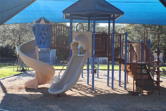 629 ROSEMARY CIRCLE, Bradenton, FL 34212