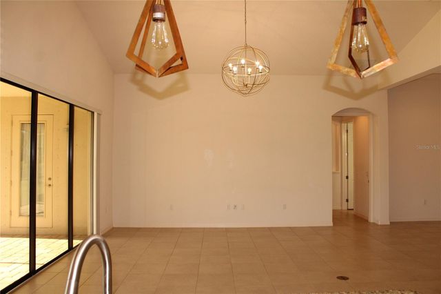 629 ROSEMARY CIRCLE, Bradenton, FL 34212