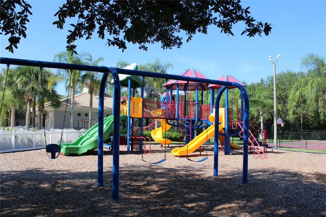 629 ROSEMARY CIRCLE, Bradenton, FL 34212