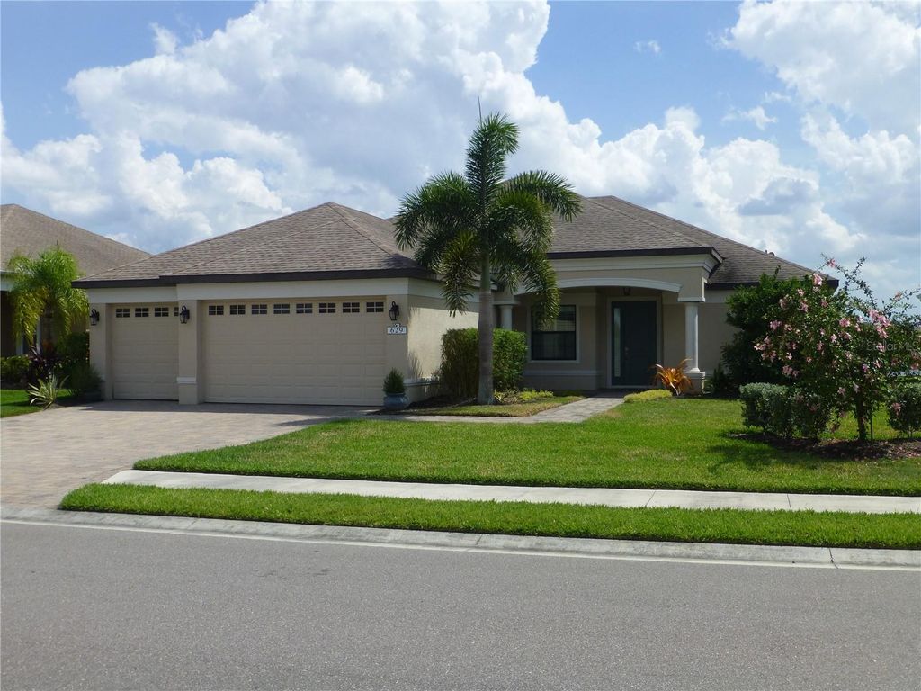 629 ROSEMARY CIRCLE, Bradenton, FL 34212