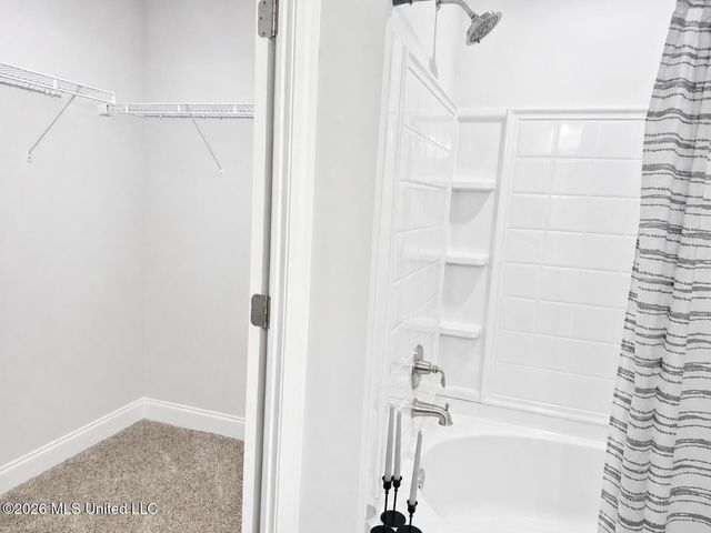 7949 Gardendale Drive, Olive Branch, MS 38654