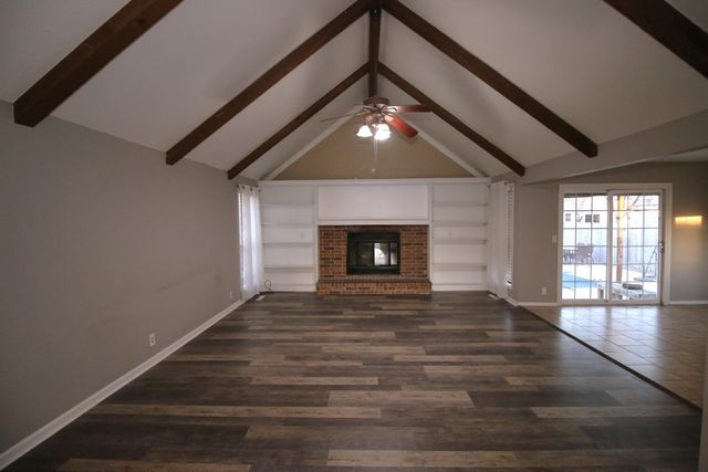 2440 N Bromfield Cir, Wichita, KS 67226