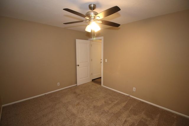 2440 N Bromfield Cir, Wichita, KS 67226