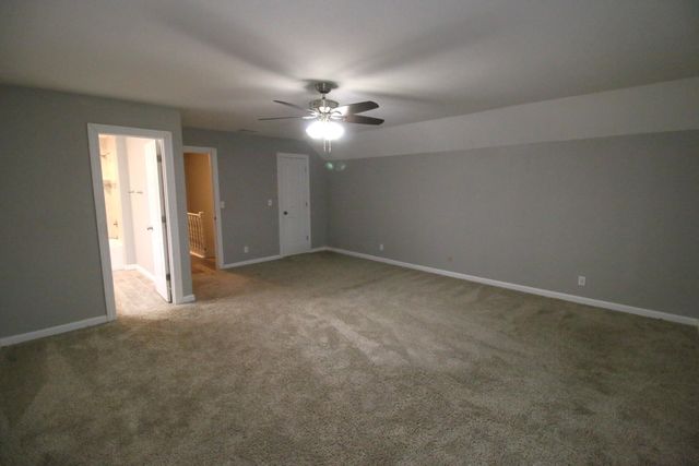 2440 N Bromfield Cir, Wichita, KS 67226