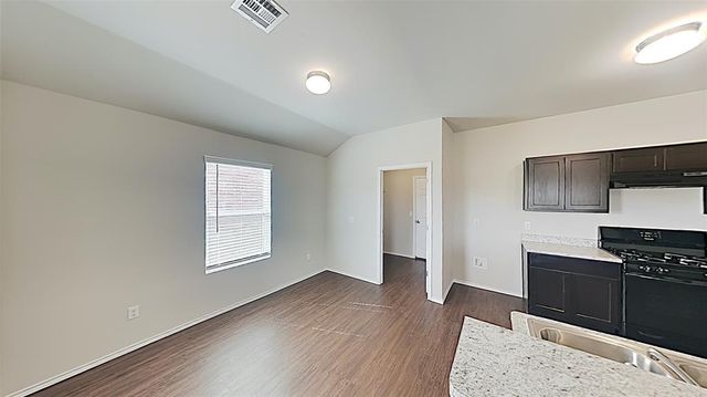 9920 Jackrabbit Road, Yukon, OK 73099