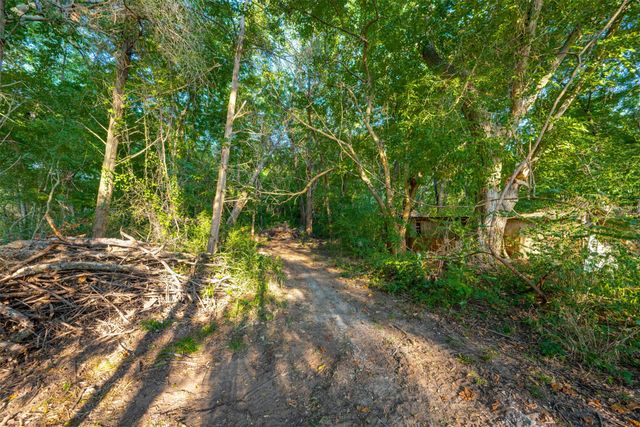 240 30th Street NE, Paris, TX 75460