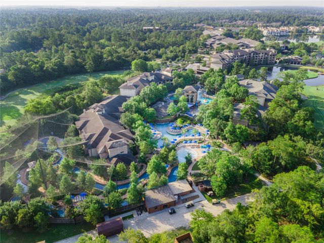 46 N Autumnwood Way, The Woodlands, TX 77380