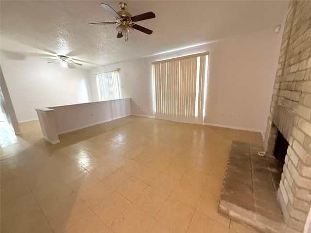 12119 Tambourine Drive, Houston, TX 77477