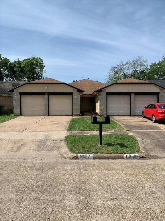 12119 Tambourine Drive, Houston, TX 77477