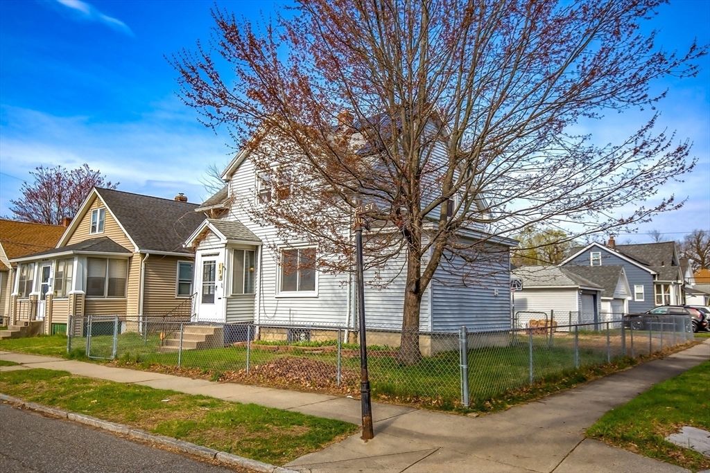 138 Wilber Street, Springfield, MA 01104