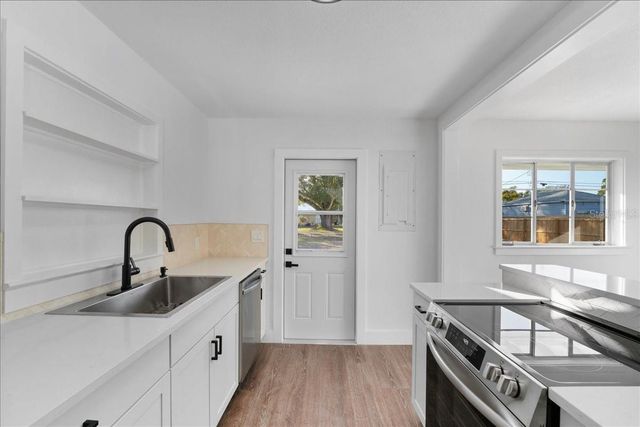 1406 28TH STREET W, Bradenton, FL 34205