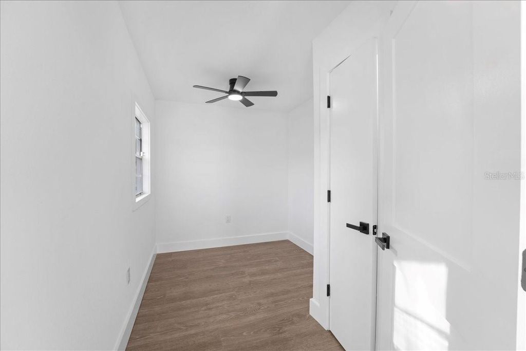 Image 30 of property listing at 1406 28TH STREET W, Bradenton, FL 34205