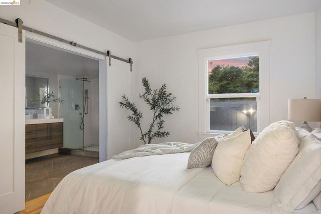 3435 Dimond Ave, Oakland, CA 94602