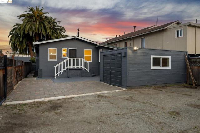 3435 Dimond Ave, Oakland, CA 94602