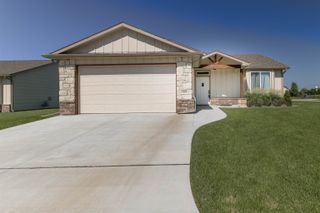 1205 E Park Glen Ct, Clearwater, KS 67026
