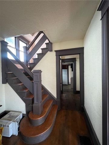 2008 E 36th Street, Kansas City, MO 64109