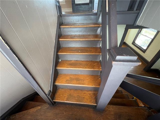 2008 E 36th Street, Kansas City, MO 64109