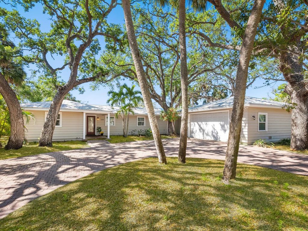 1248 NORTHPORT DRIVE, Sarasota, FL 34242