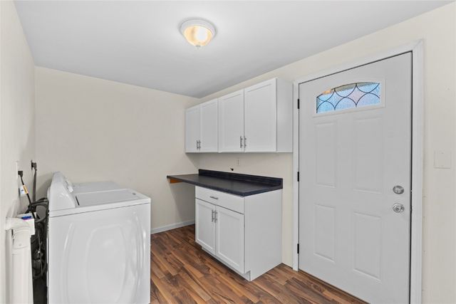 4819 Ford Avenue NW, Cedar Rapids, IA 52405