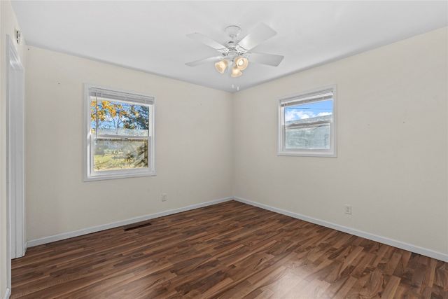 4819 Ford Avenue NW, Cedar Rapids, IA 52405