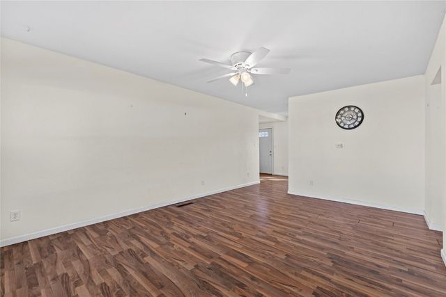 4819 Ford Avenue NW, Cedar Rapids, IA 52405