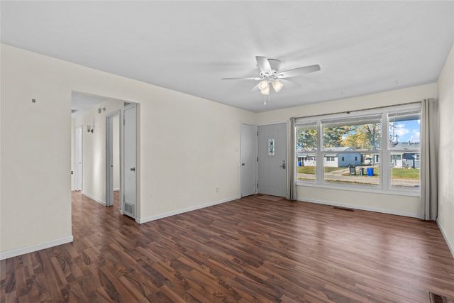 4819 Ford Avenue NW, Cedar Rapids, IA 52405