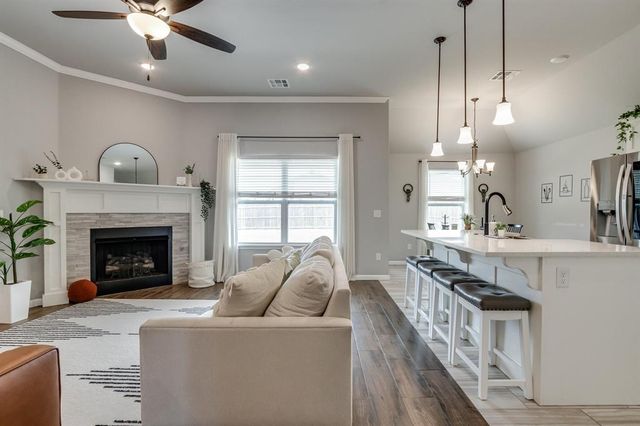 4121 NW 152nd Terrace, Edmond, OK 73013