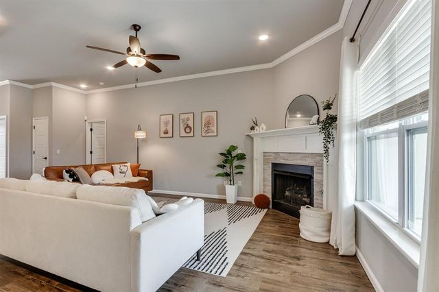 4121 NW 152nd Terrace, Edmond, OK 73013