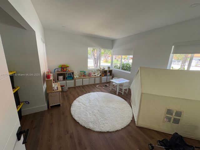 1955 SW 5th Ave, Miami, FL 33129