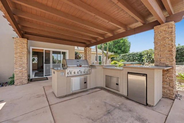 6382 Lake Shore Drive, San Diego, CA 92119