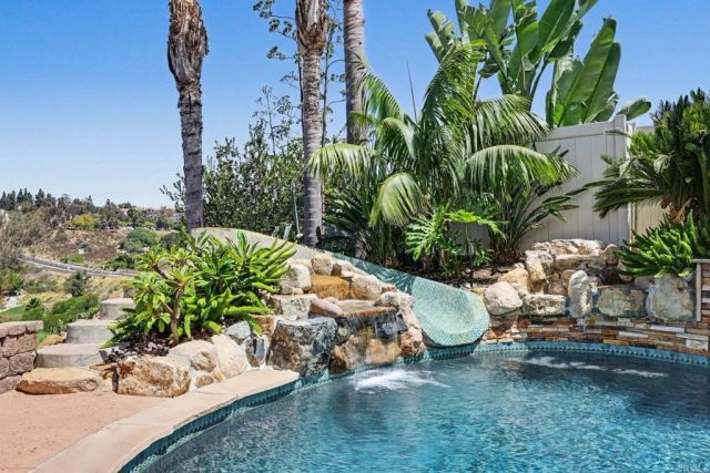 6382 Lake Shore Drive, San Diego, CA 92119