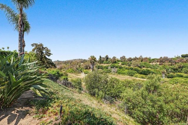 6382 Lake Shore Drive, San Diego, CA 92119