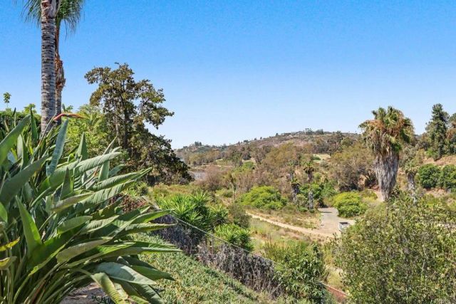 6382 Lake Shore Drive, San Diego, CA 92119