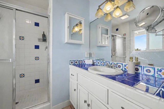 6382 Lake Shore Drive, San Diego, CA 92119