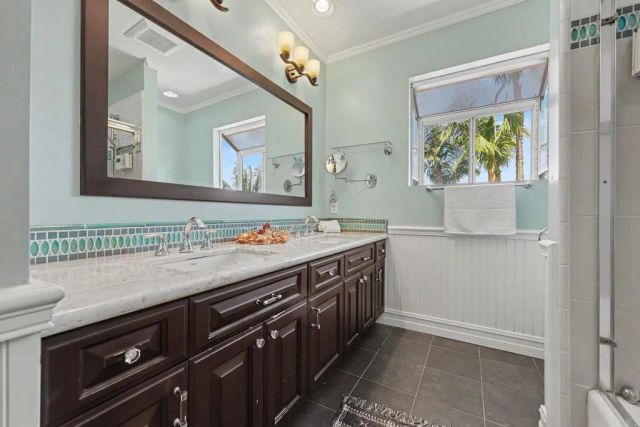 6382 Lake Shore Drive, San Diego, CA 92119