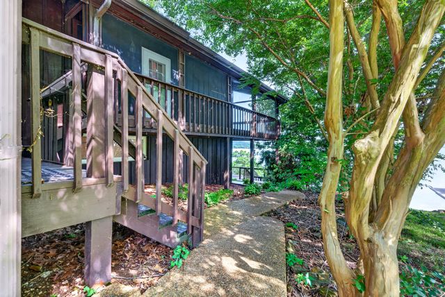 70 Hailey Ln, Springville, TN 38256