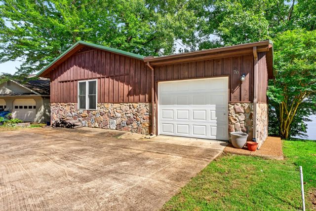 70 Hailey Ln, Springville, TN 38256