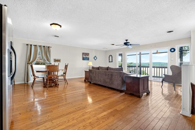 70 Hailey Ln, Springville, TN 38256