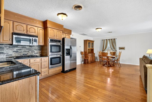 70 Hailey Ln, Springville, TN 38256