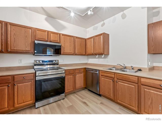 4672 W 20th St Rd 2323, Greeley, CO 80634