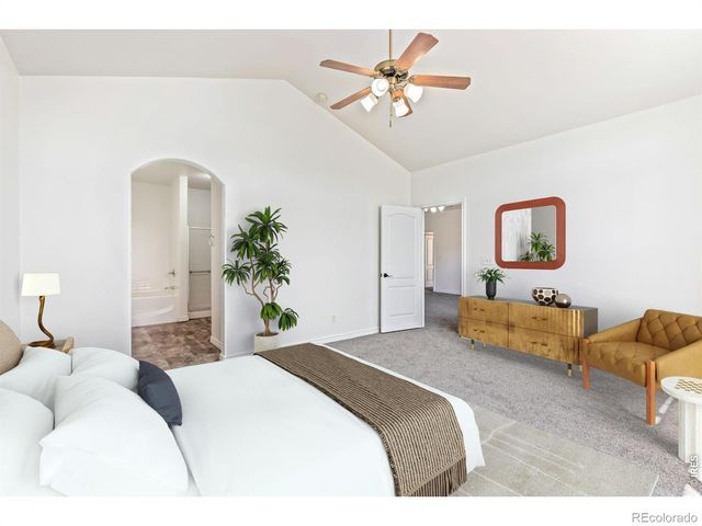 4672 W 20th St Rd 2323, Greeley, CO 80634
