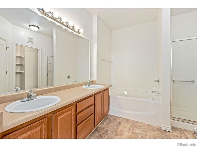 4672 W 20th St Rd 2323, Greeley, CO 80634