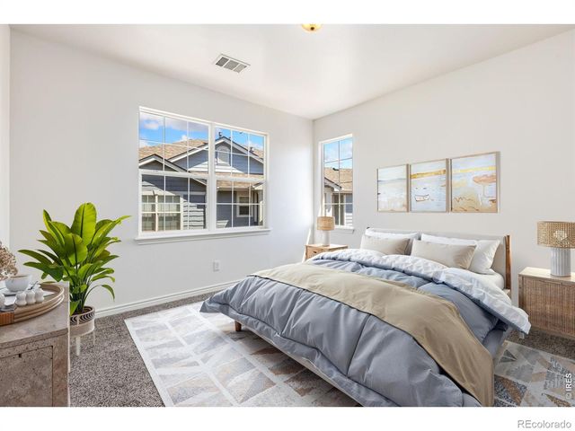 4672 W 20th St Rd 2323, Greeley, CO 80634