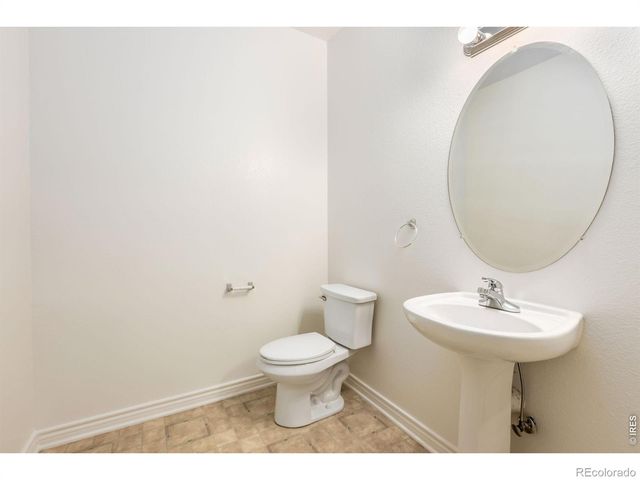 4672 W 20th St Rd 2323, Greeley, CO 80634