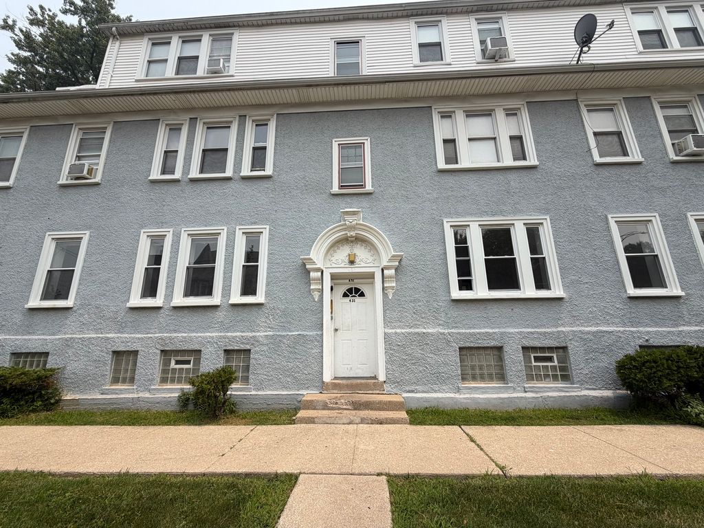 431 N Menard Avenue 1N, Chicago, IL 60644