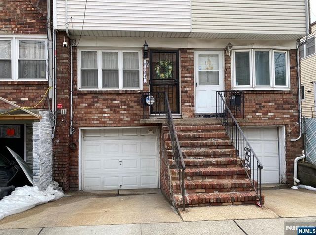 154 Side Avenue, Jersey City, NJ 07305