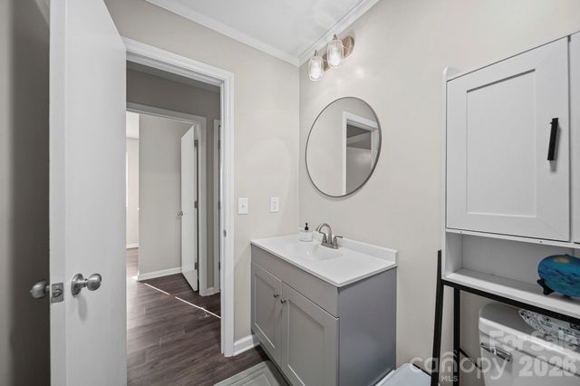 1001 Pine Street, Albemarle, NC 28001