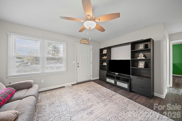 1001 Pine Street, Albemarle, NC 28001