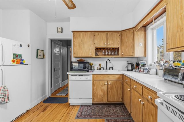 32 Milton St, New Bedford, MA 02740
